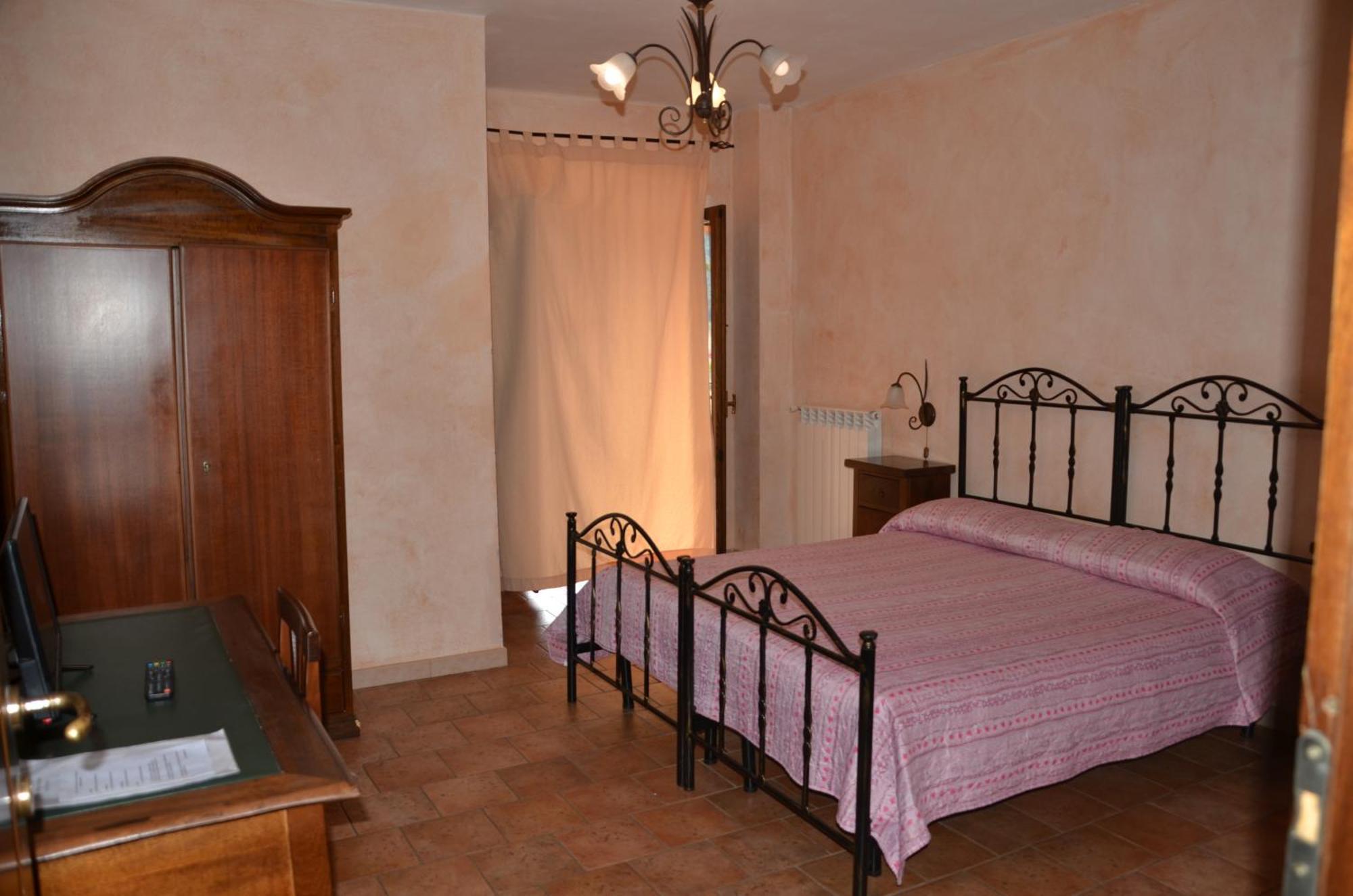 Agriturismo Masseria Castiglione Gallicchio ภายนอก รูปภาพ
